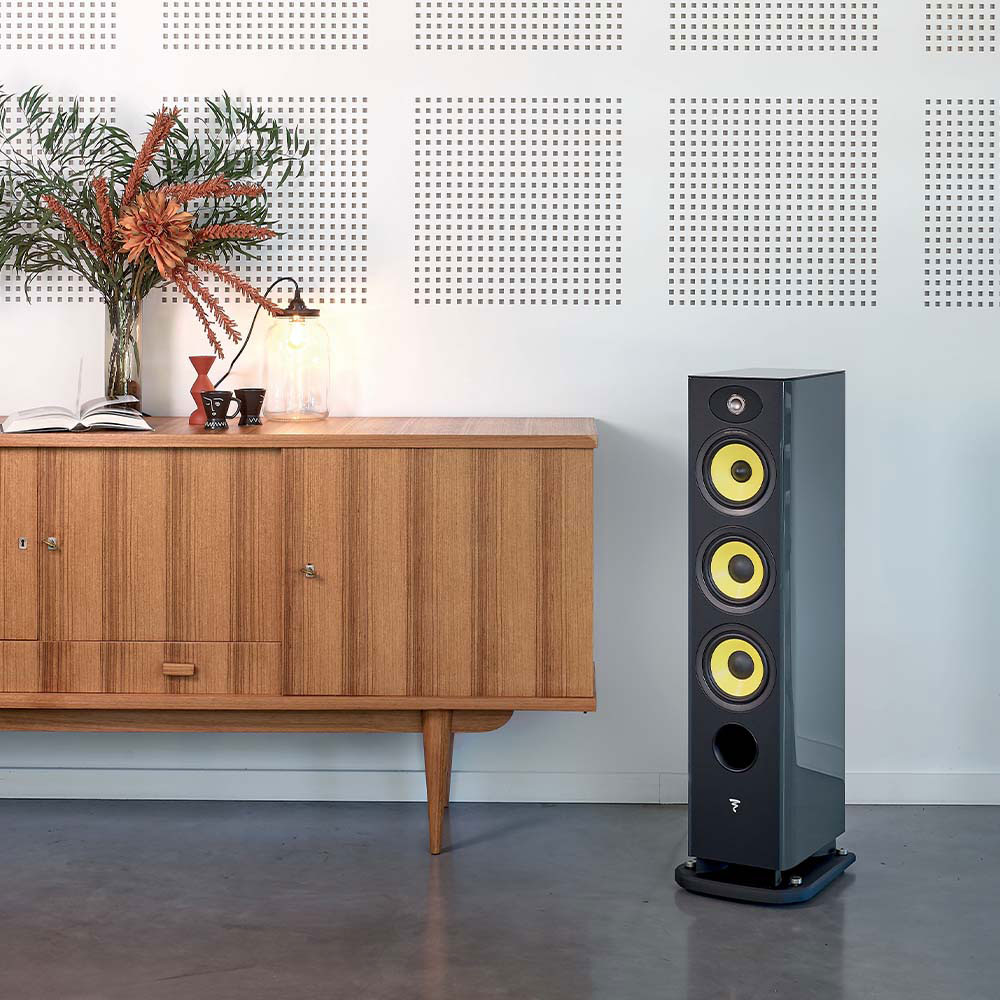 Aria 926 Black Focal